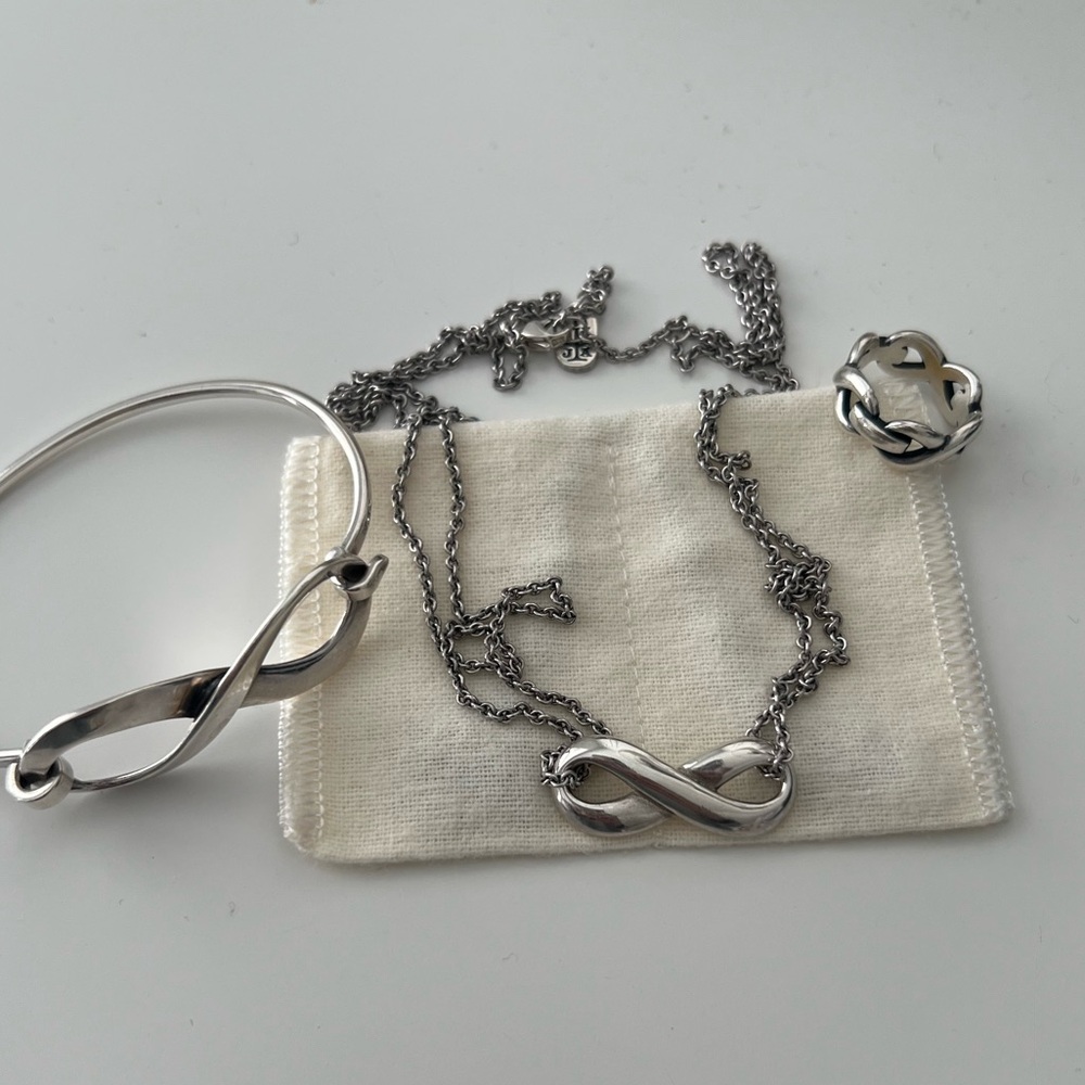James Avery 925 Sterling Retired Infinity  Jewelry Set